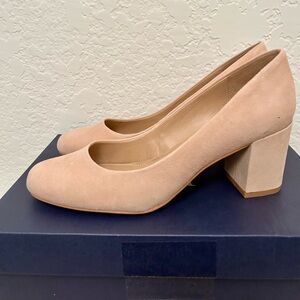 New in Box - The Gap Elegant Cream Suede Block Heel Pumps